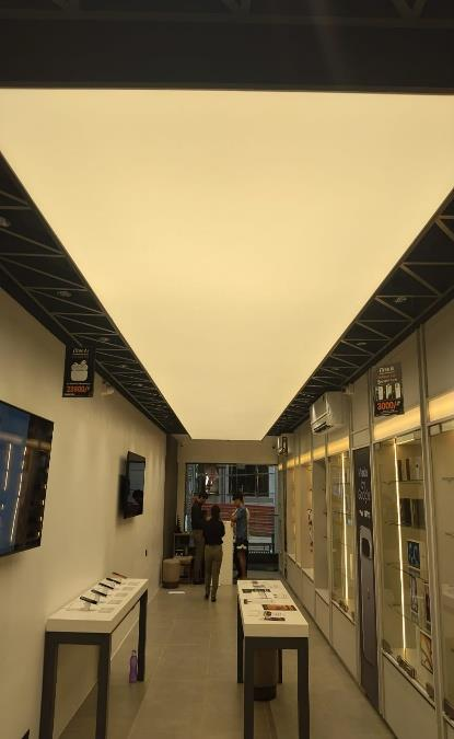 I Tree AI Mobile Showroom